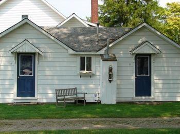 Lucky Horseshoe Cabins Hotel Au Sable Luaran gambar